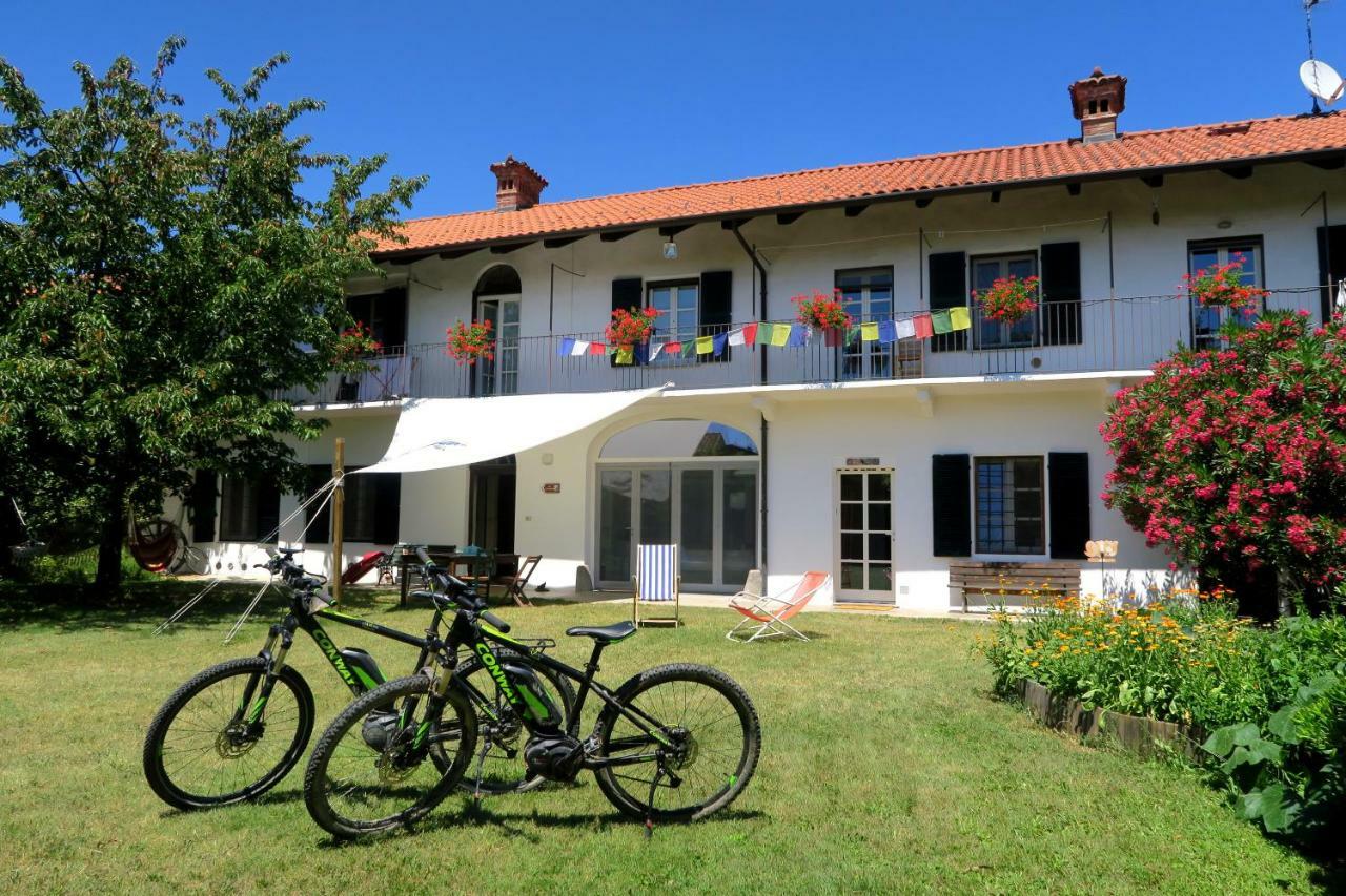 La Casa Del Movimento Lento Bed & Breakfast Roppolo Exterior photo